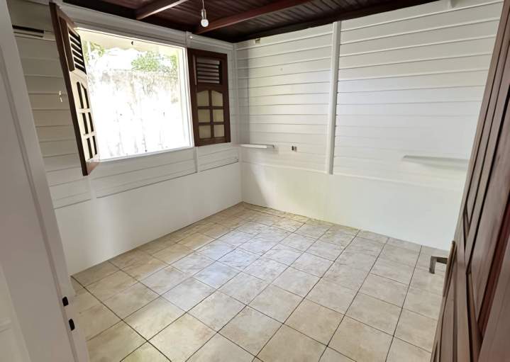 Peinture de chambre à coucher Martinique